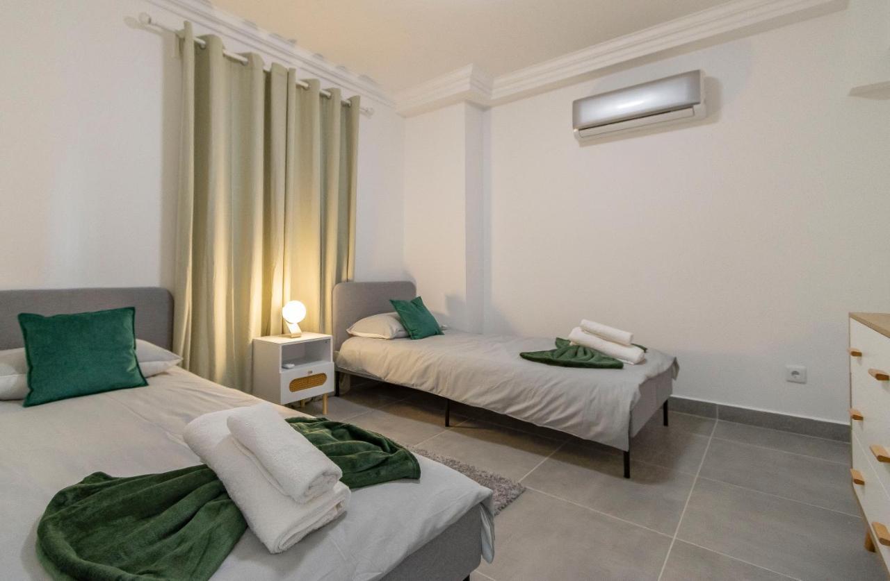 3 Minutes To The Beach, 2 Bedroom Amazing Apt With Balcony, Bbq Grill And Pool Sagres Exteriér fotografie