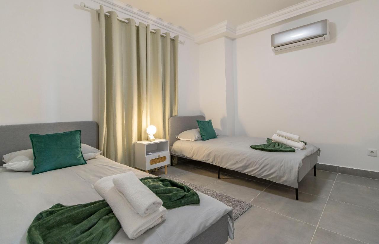 3 Minutes To The Beach, 2 Bedroom Amazing Apt With Balcony, Bbq Grill And Pool Sagres Exteriér fotografie