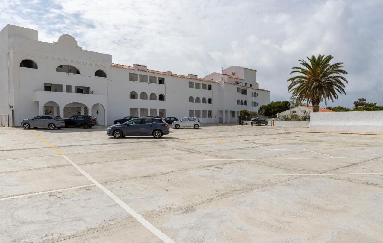 3 Minutes To The Beach, 2 Bedroom Amazing Apt With Balcony, Bbq Grill And Pool Sagres Exteriér fotografie